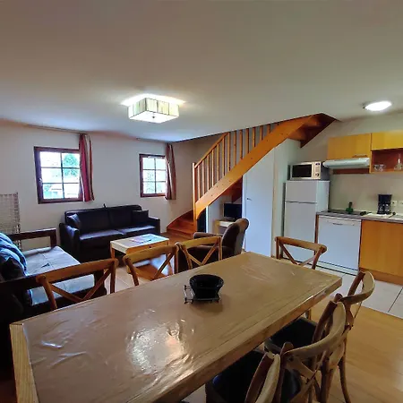 Ξενοδοχείο με διαμερίσματα Val De Roland 3*