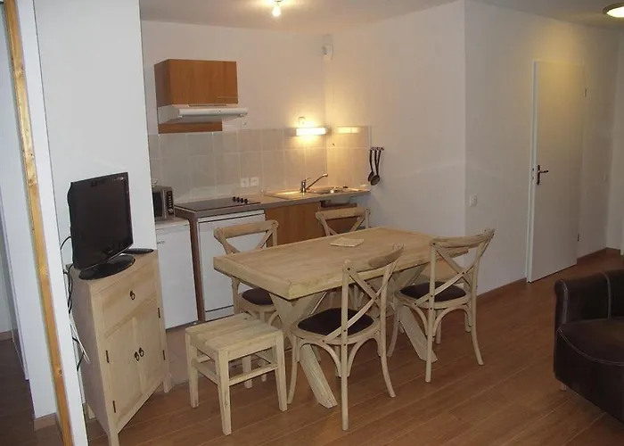 Val De Roland Aparthotel 3*